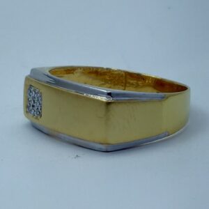 916 Exclusive fancy gents ring