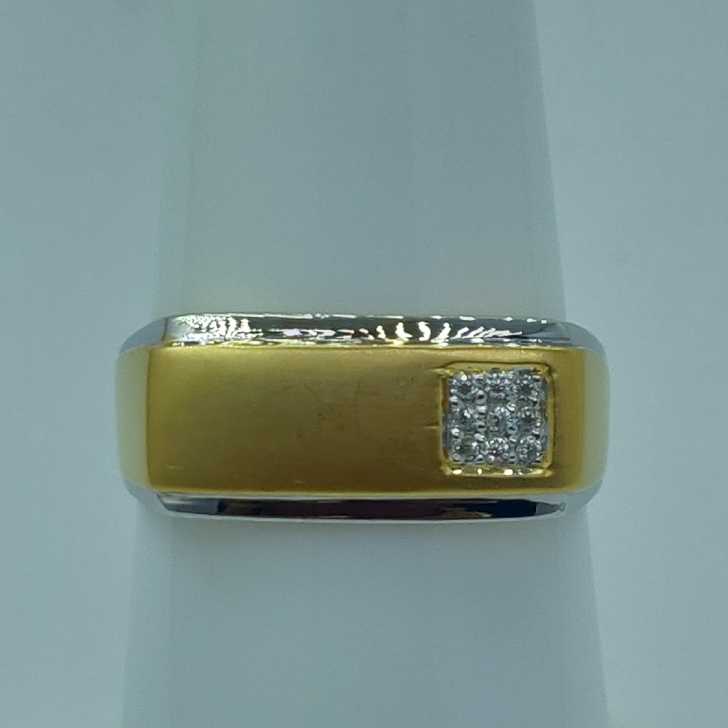 916 Exclusive fancy gents ring