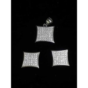 Pendant set