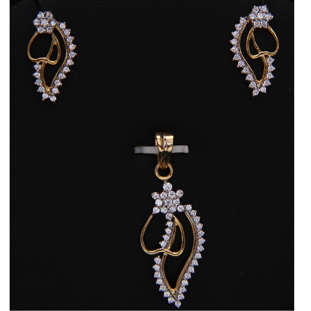 Pendent Set