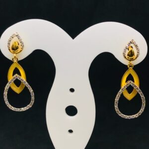 STYLISH PAISLEY GOLD DROP EARRING BT0055