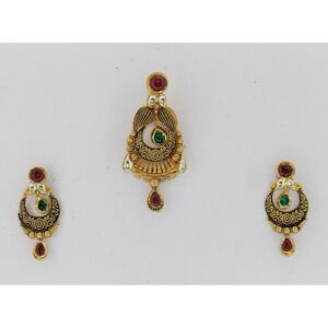 AAKRITI ROUND PENDANT SET PS0008