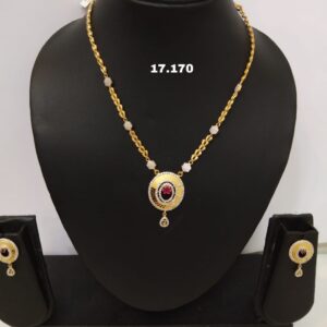 18 carat gold chain set