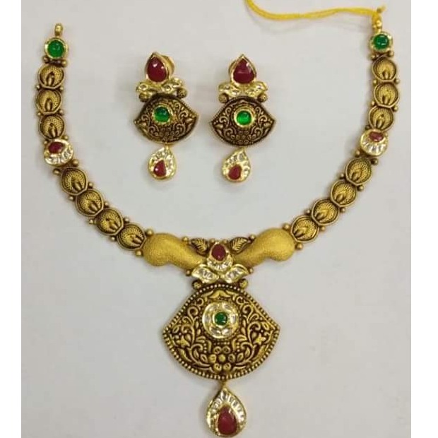 916 gold antique jadtar necklace