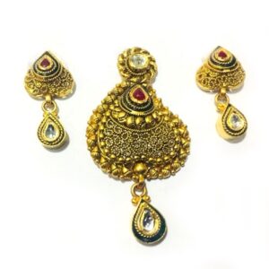 916 Gold Antique Studded Pendant Set