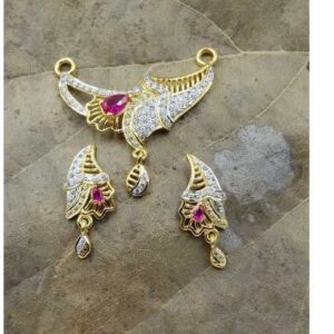 916 Gold Studded Pendant With Earring