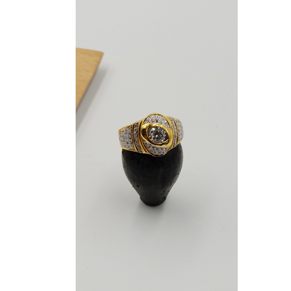 22K / 916 Gold Indian Diamond Modern Ring