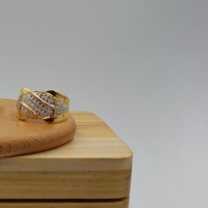 22KT Yellow Gold Ladies Diamond Ring