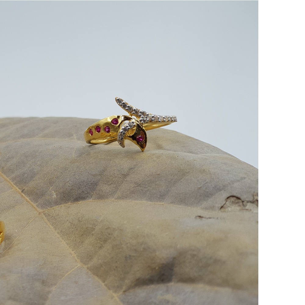 22K / 916 Gold Indian Ladies Designer Ring