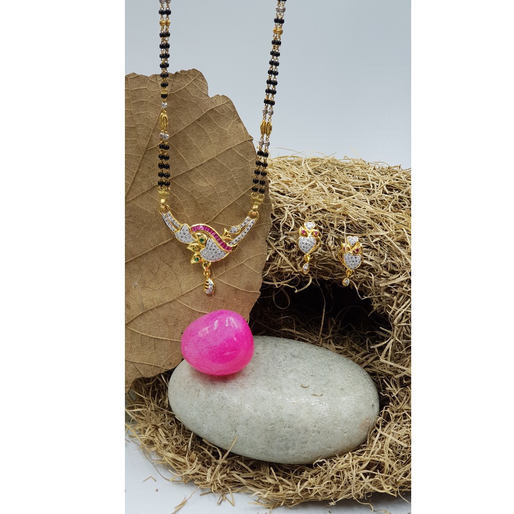 22KT Yellow Gold Indian Ladies Vertical Mangalsutra Set