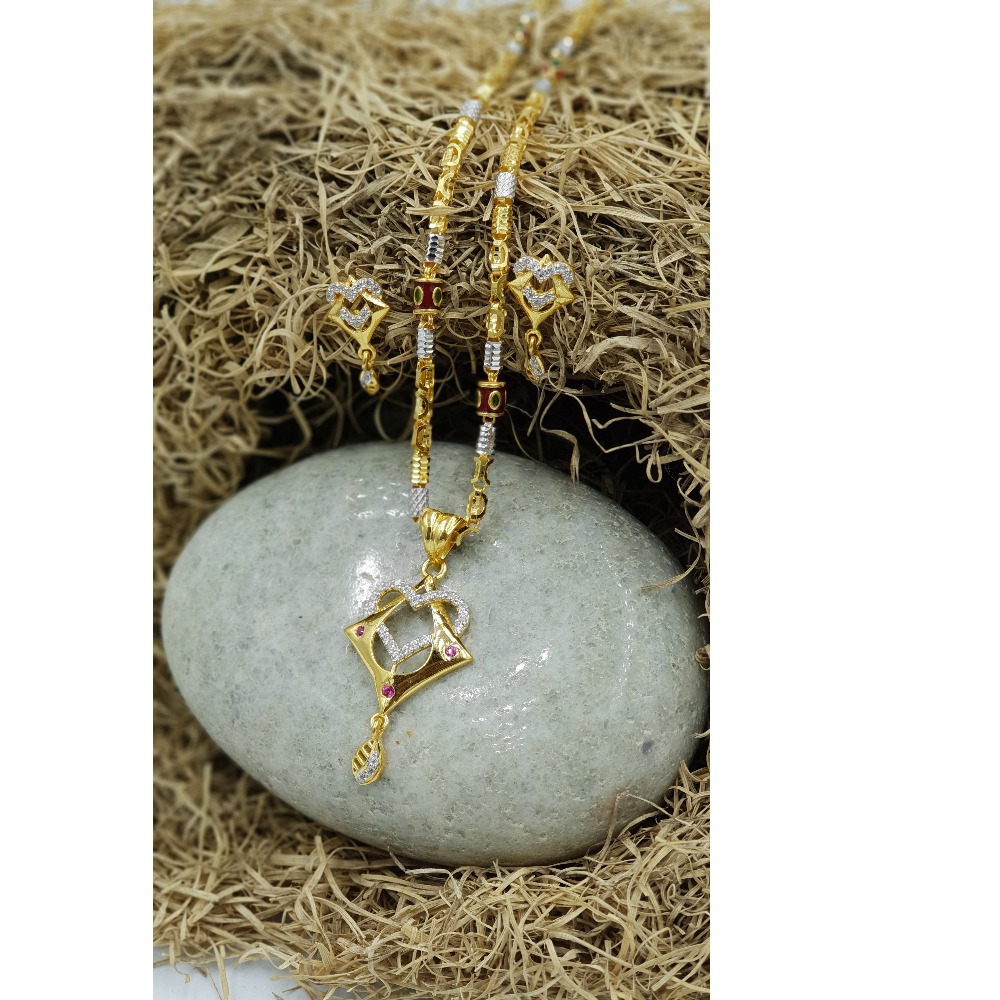 22KT Yellow Gold Ladies Indian Special Attractive Necklace Set