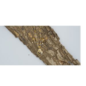 22KT Gold Diamond Designer Pendant Set