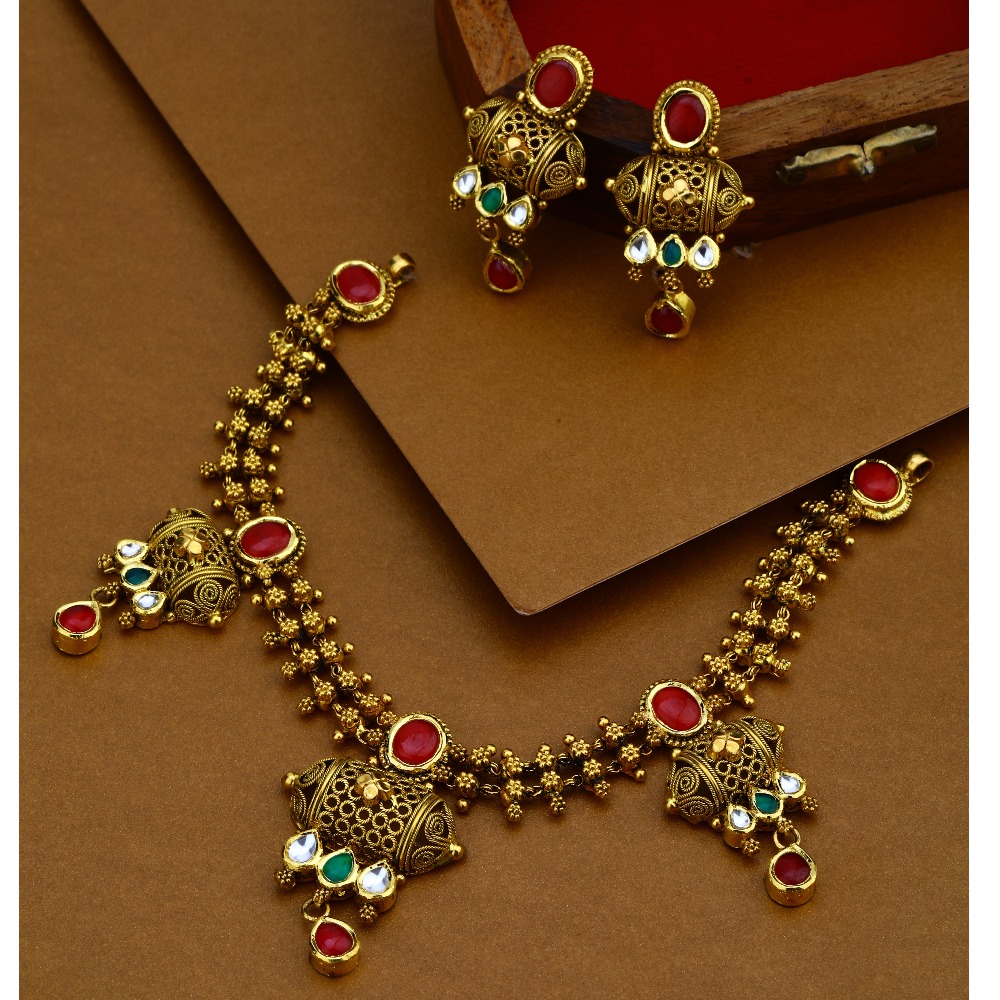 916 Gold Antique Designer Necklace Set - Image 3