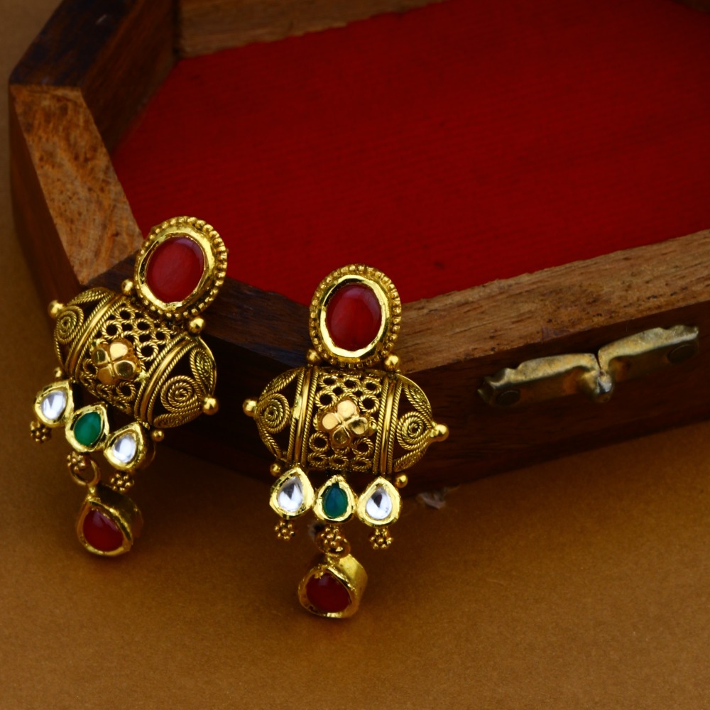 916 Gold Antique Designer Necklace Set - Image 2