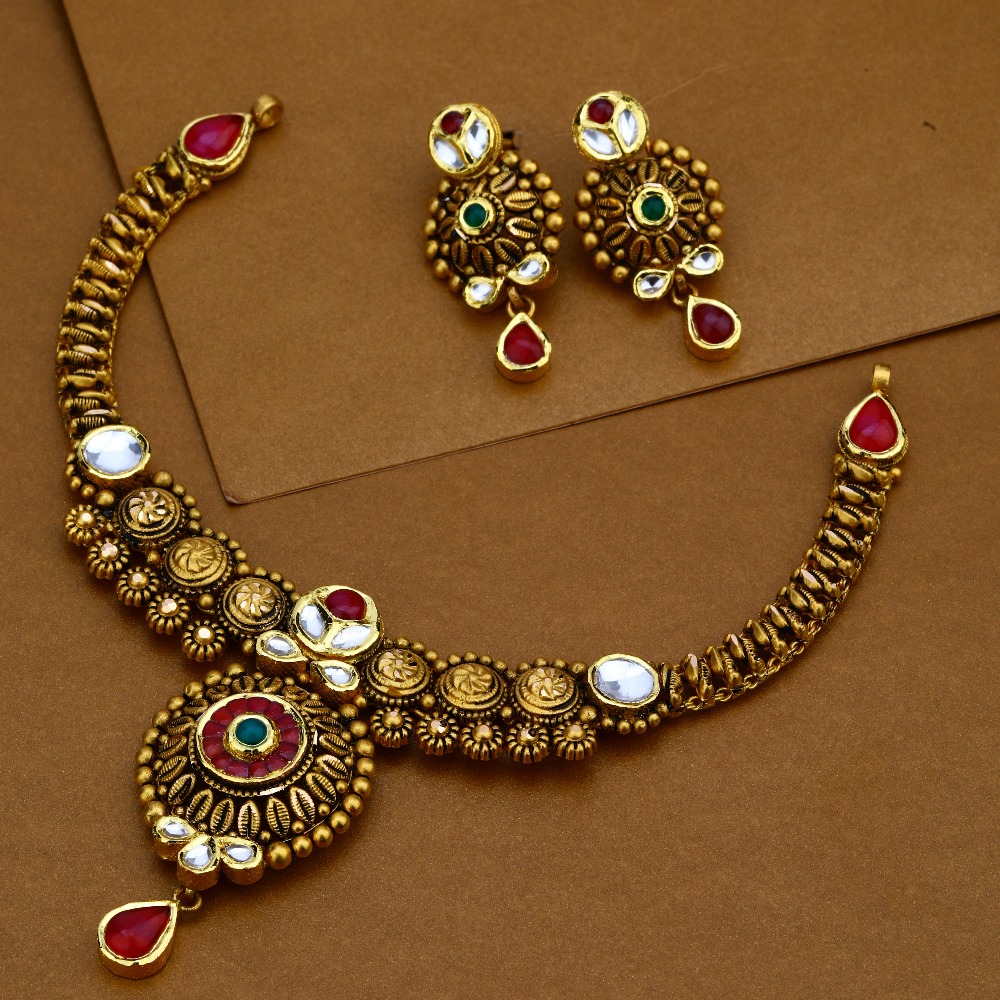 22KT Gold Antique Wedding Necklace Set - Image 3