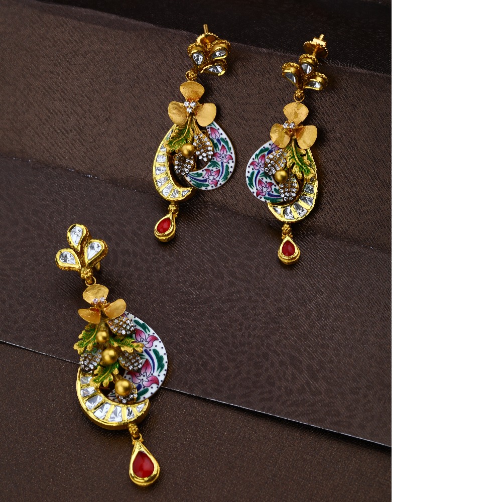 916 Gold Hallmark Flower Design Hallmark Pendant Set