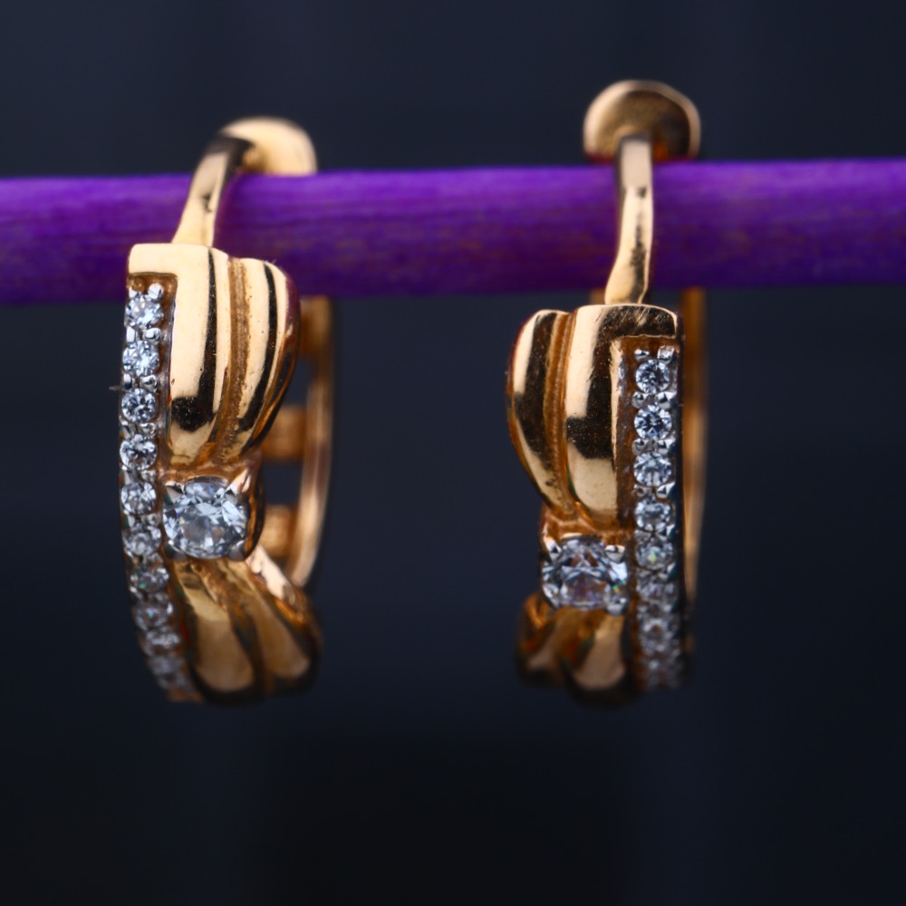 18KT Rose Gold Hallmark Stylish Design Earring