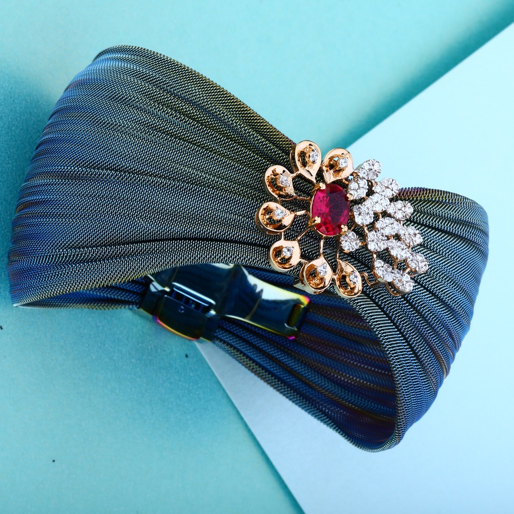18KT Rose Gold New Antique Flower Design Bracelet