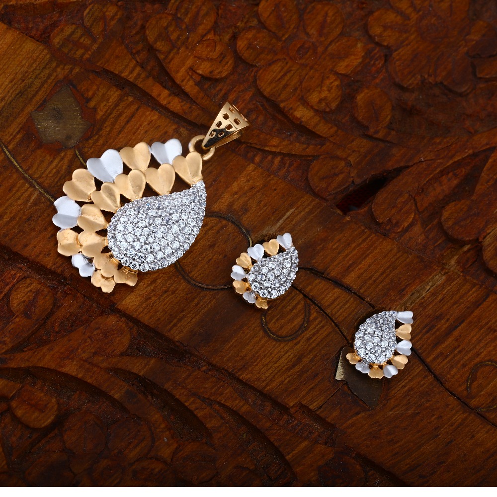 916 gold CZ heart design pendant set