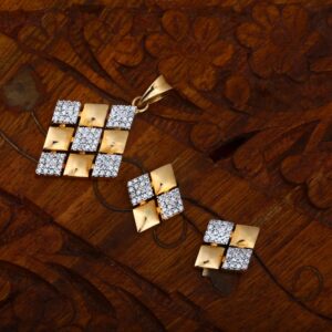 916 CZ Gold Plain Design Pendant Set