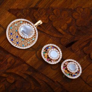 916 CZ Gold Hallmark Round Trendy Design Pendant Set