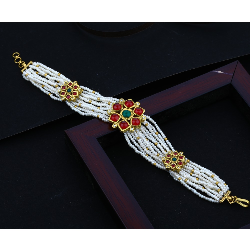 916 Gold Mani Moti Flower Design bracelet