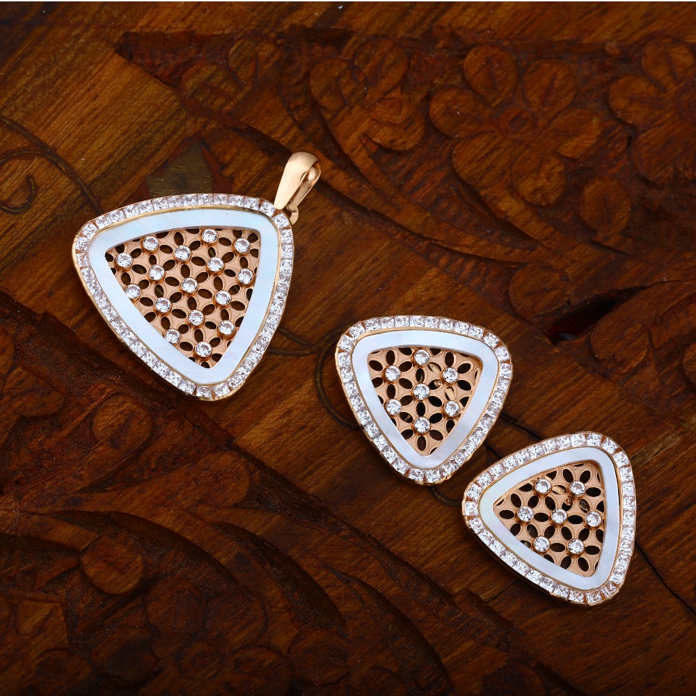 916 Gold cZ Elegant Pendant  set