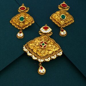 916 CZ gold Antique kundan pendant set