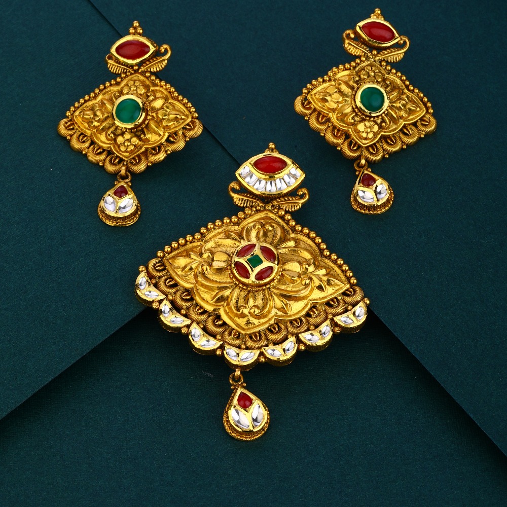 916 CZ gold Antique kundan pendant set