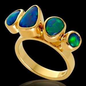 18k Yellow Gold Blue And green Stone Ring