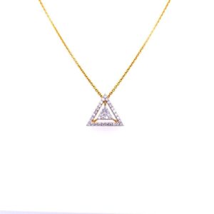 Efa triangle diamond pendant set