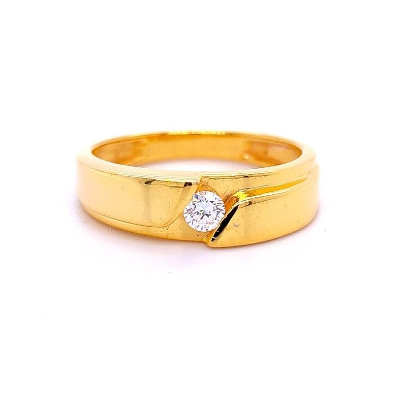 Stunning Single Stone Diamond Ring - Image 2