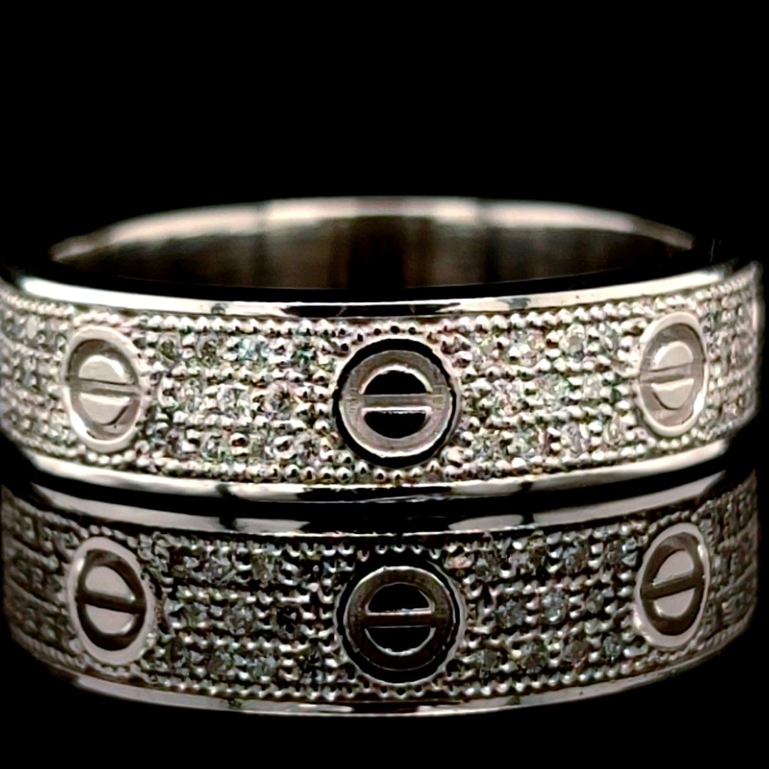 Luv Diamond Band in White Gold 18 kt