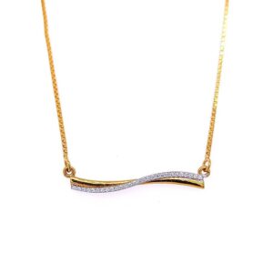 Contemporary classy diamond necklace