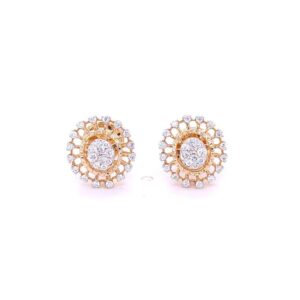 Modish Circular Diamond Pendant Set