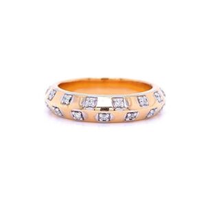 Subtle shimmer diamond ring