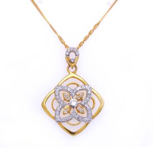 Puspa the fire sparkle diamond pendant