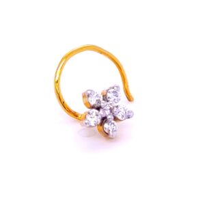 Sanaya six diamond nose pin