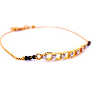 Labella semi curved womens chain bracelet