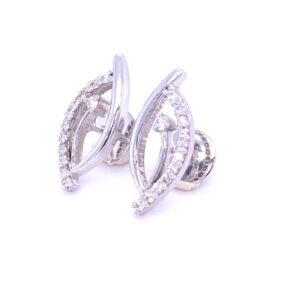 The saina diamond earring in white gold