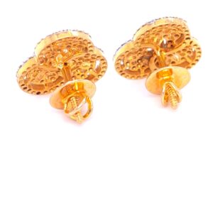 Blooming tria flora diamond earring