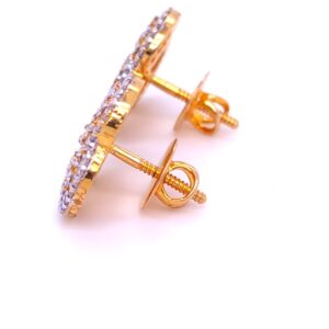 Blooming tria flora diamond earring