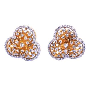 Blooming tria flora diamond earring
