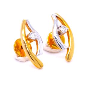 Tuli diamond earring partly rhodium in gold 18 kt