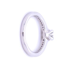 Royal solitaire diamond ring in platinum