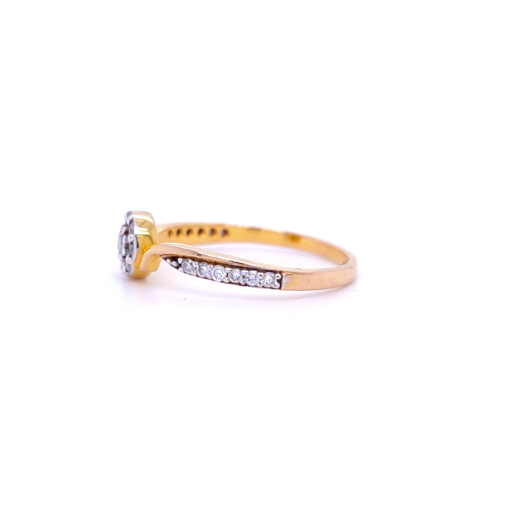 Imperia gold diamond ring for women - Image 3