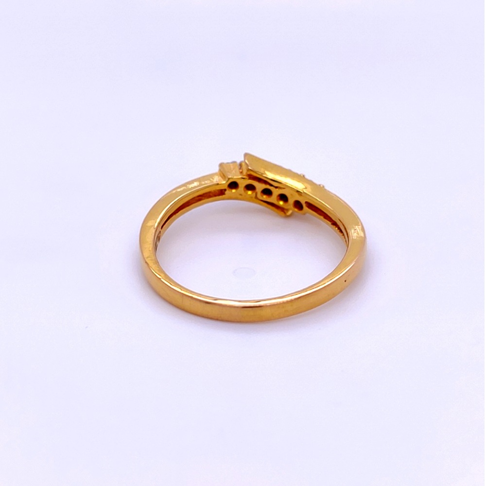 The round brilliant cut diamond ring in 18 kt - Image 4