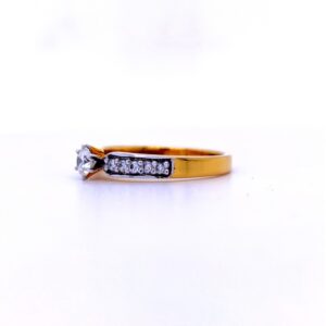 Velora Diamond Ring