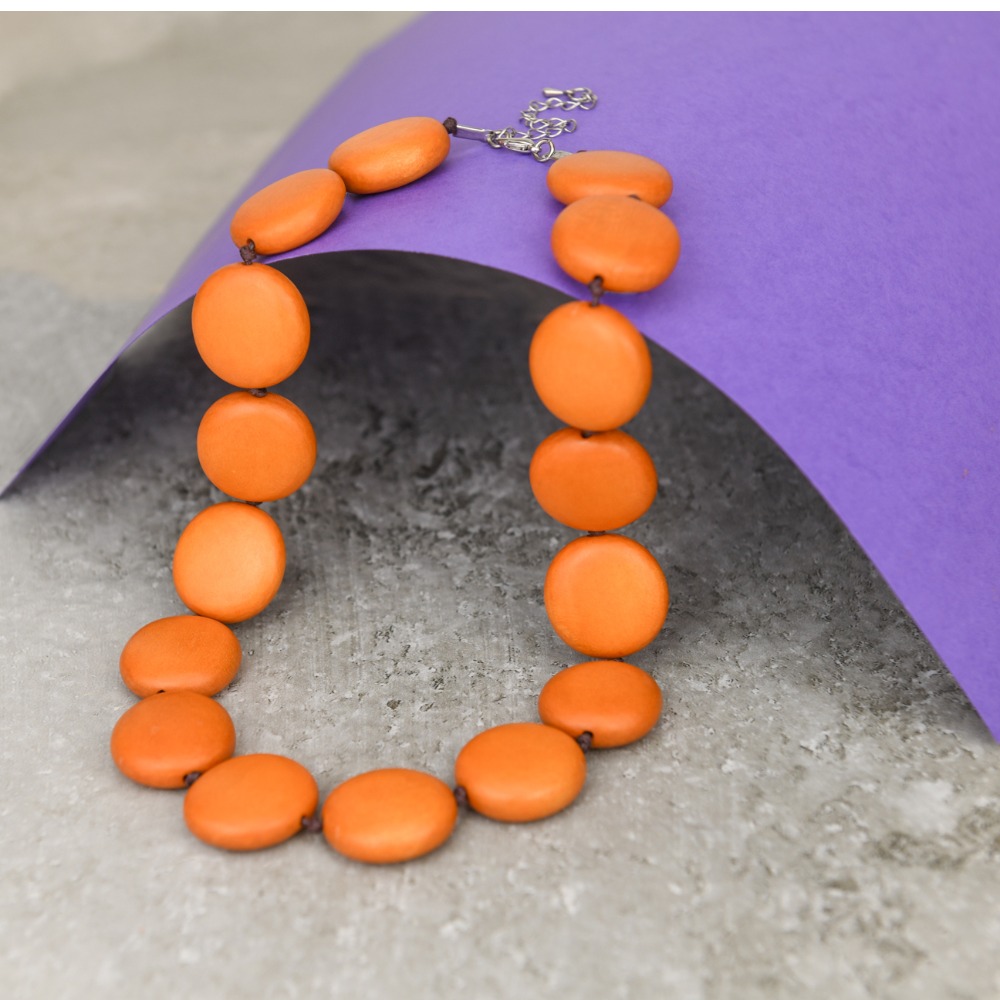Turmeric Lucy Short Round Wooden Necklace
