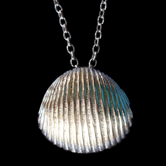 Silver Scollap Pendant